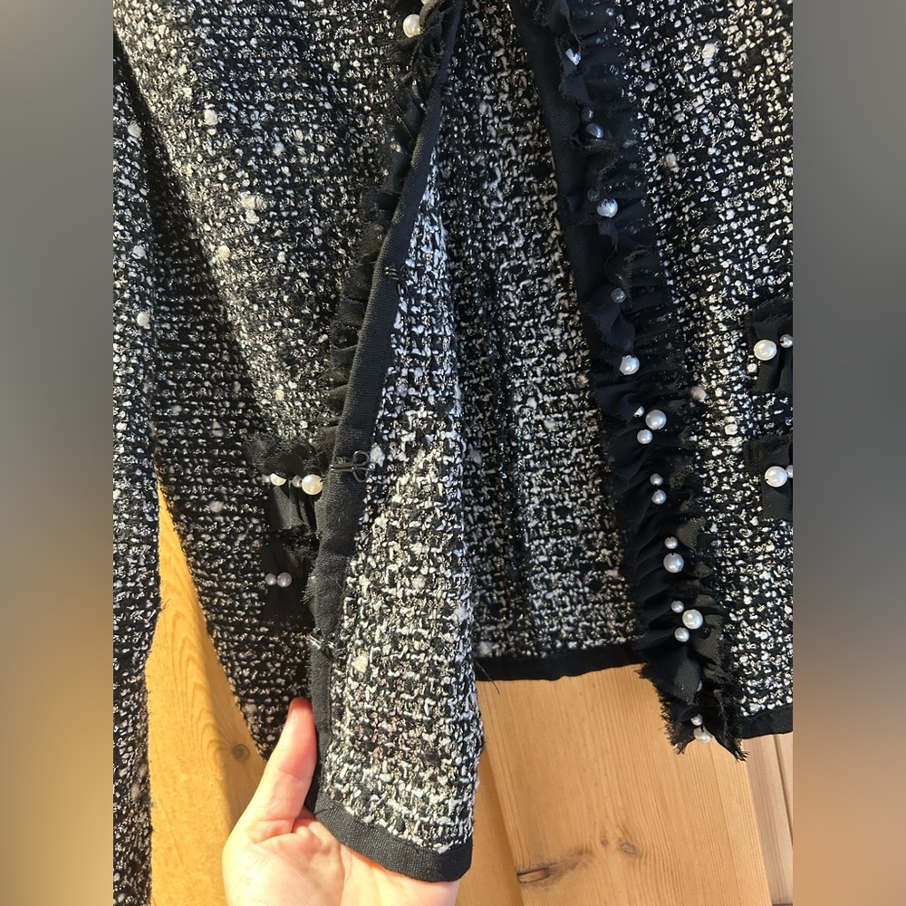 Brand New Chic Black and White Tweed Jacket - Picture 4 of 5